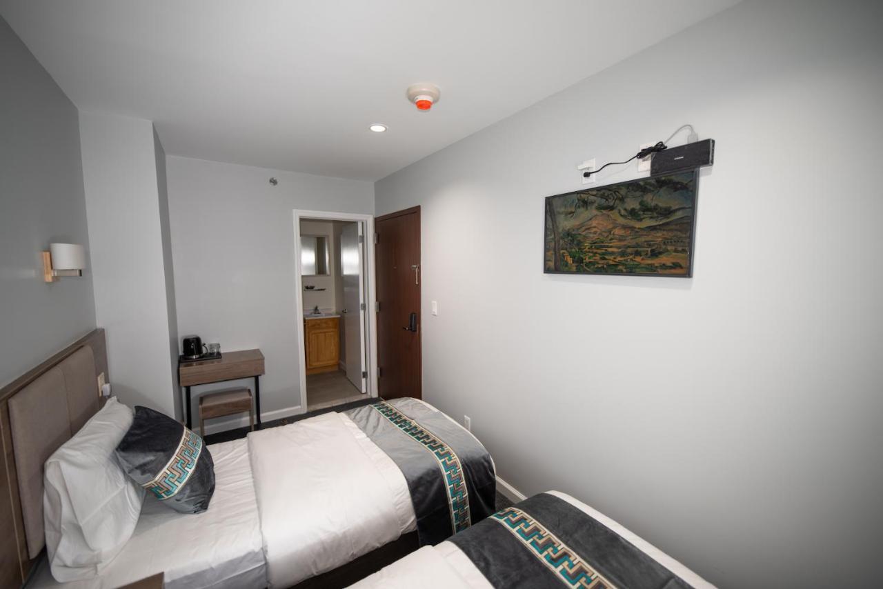 Flushing Garden Hotel ニューヨーク エクステリア 写真