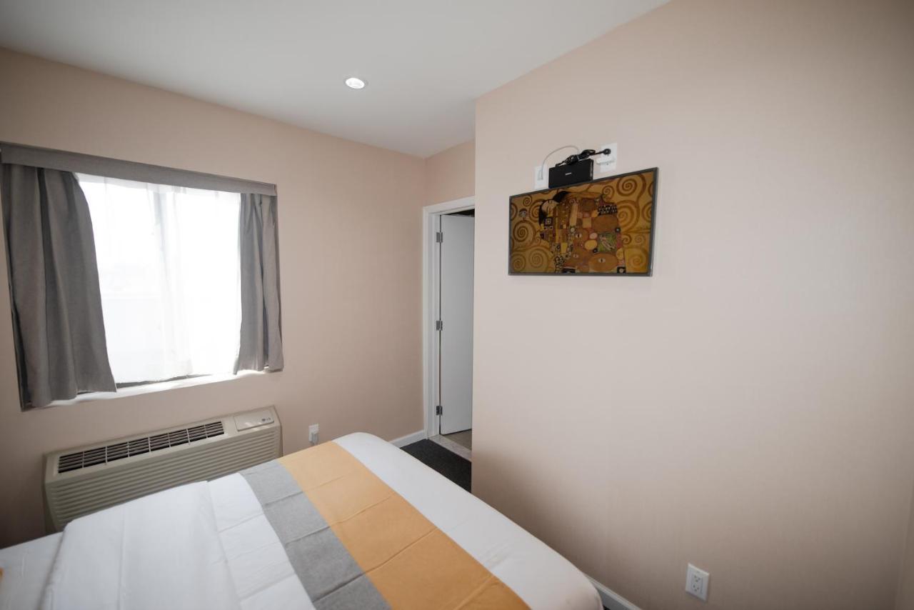 Flushing Garden Hotel ニューヨーク エクステリア 写真