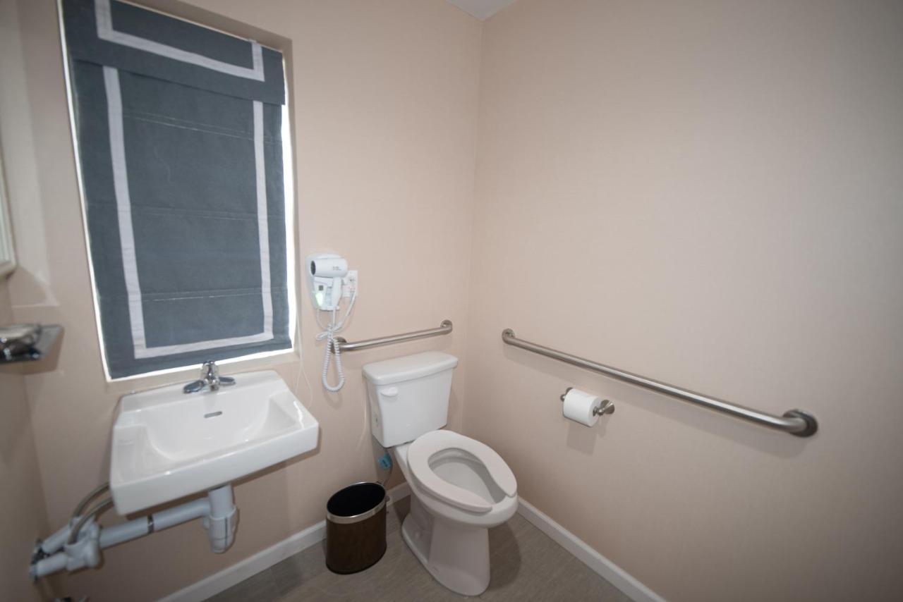 Flushing Garden Hotel ニューヨーク エクステリア 写真